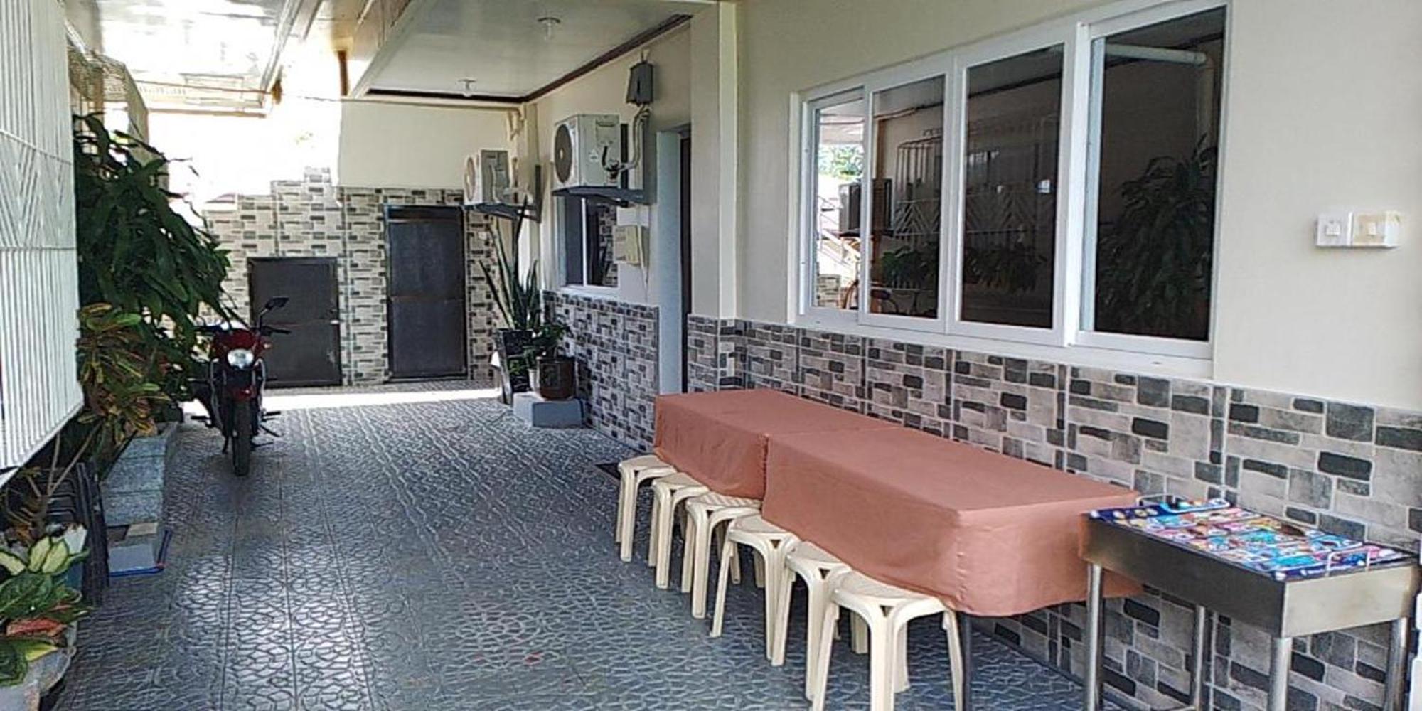 Fnt Transient House Near Hundred Islands Hotel Аламинос Екстериор снимка