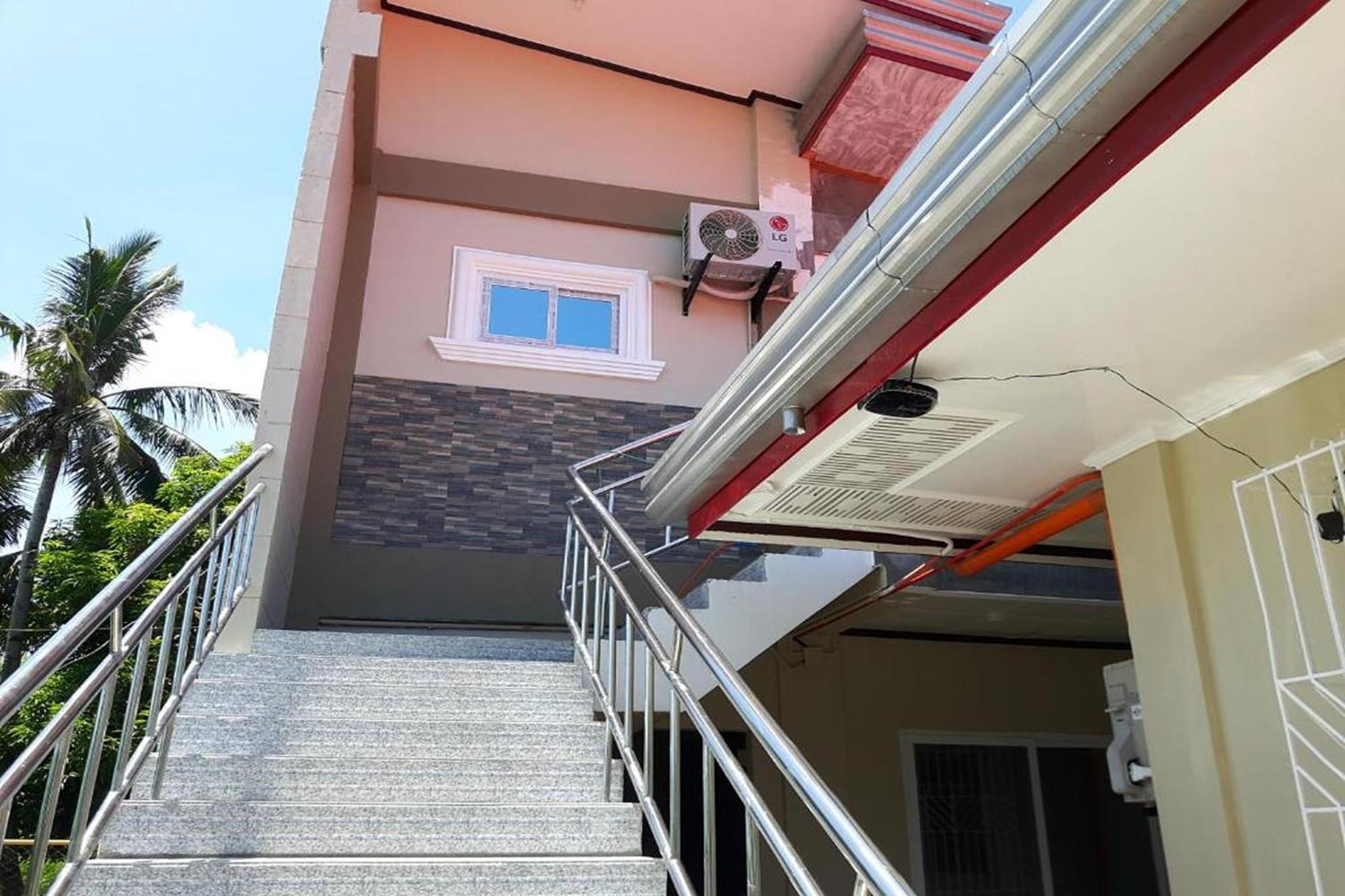 Fnt Transient House Near Hundred Islands Hotel Аламинос Екстериор снимка