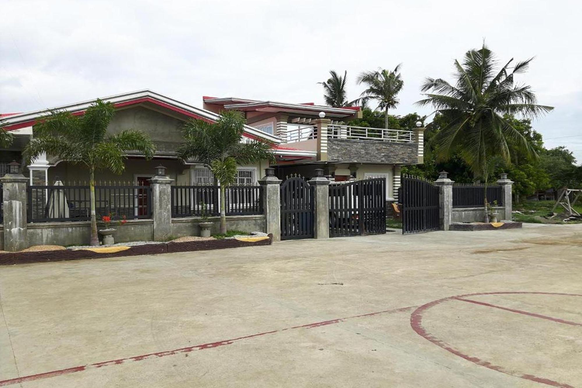 Fnt Transient House Near Hundred Islands Hotel Аламинос Екстериор снимка